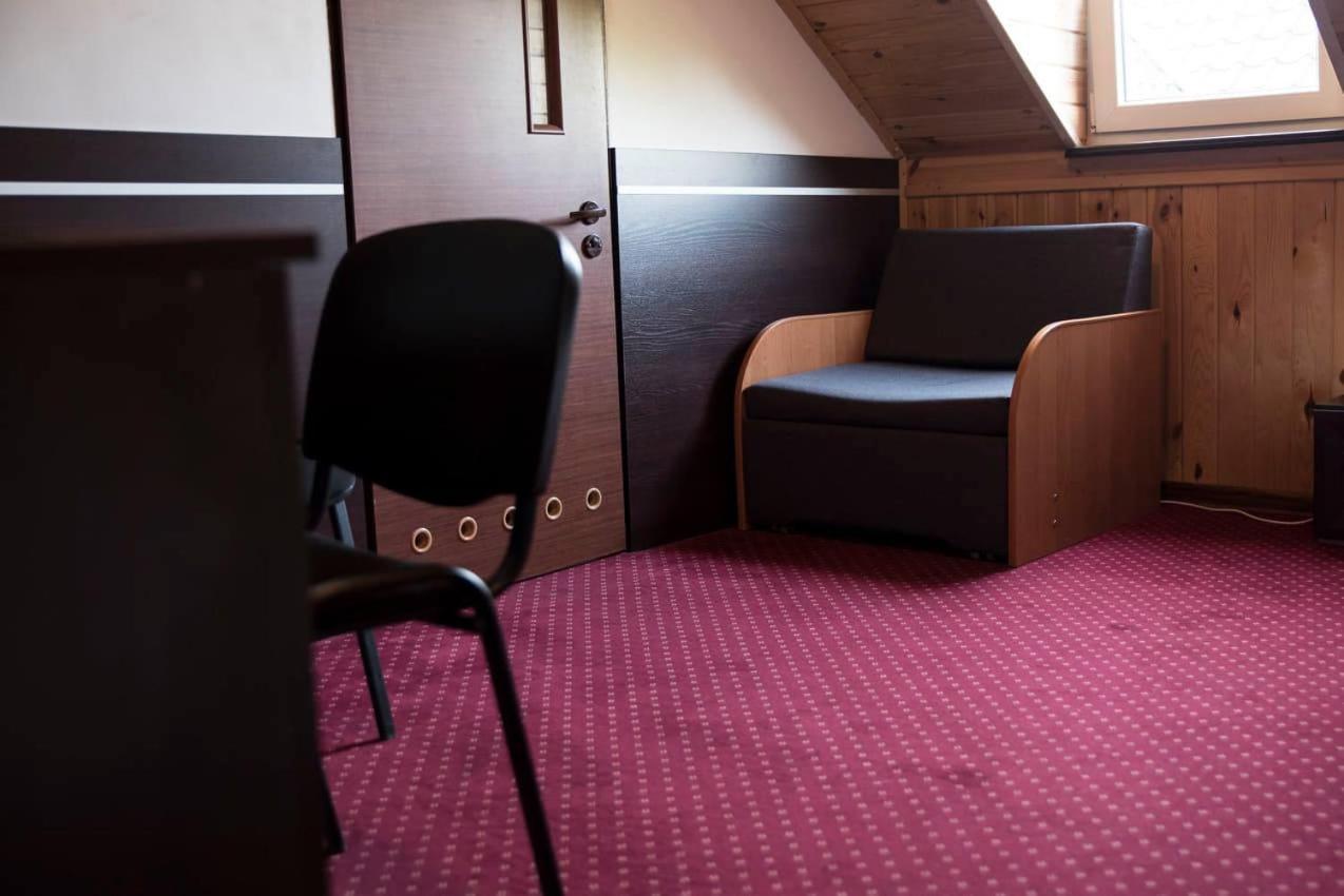 Appartement Senator à Piotrków Trybunalski Extérieur photo